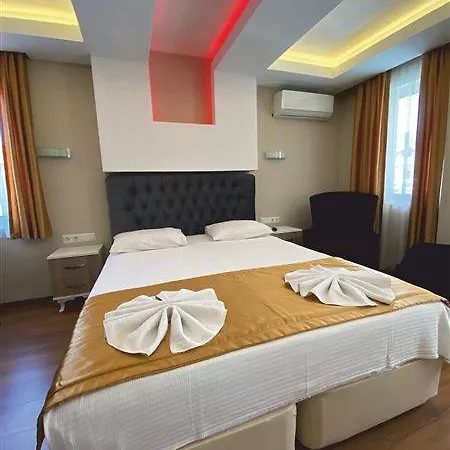 Arya Hotel İçmeler